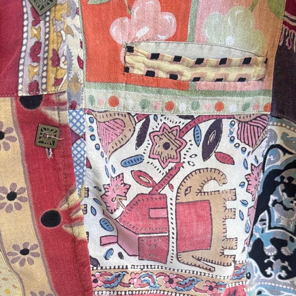 Sacred Thread Quilted Patchwork Women's Jacket in Multicolor - Picture 3 of 7